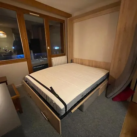 942-particulier-residence L'ours Blanc-alpe D'huez-centre Station אלפה ד'הואז