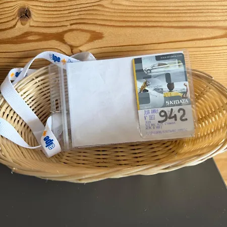 דירה 942-particulier-residence L'ours Blanc-alpe D'huez-centre Station אלפה ד'הואז