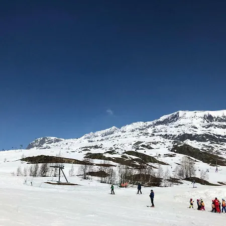 942-particulier-residence L'ours Blanc-alpe D'huez-centre Station דירה אלפה ד'הואז